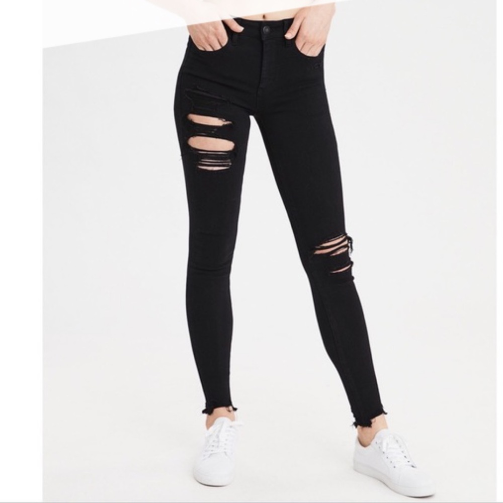 American Eagle Ripped Jeans🖤